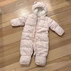 NWT Baby Gap girls snow suit - Pink Floral